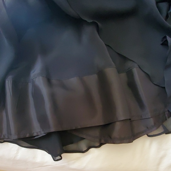 BCBG DRESS - Picture 3 of 7